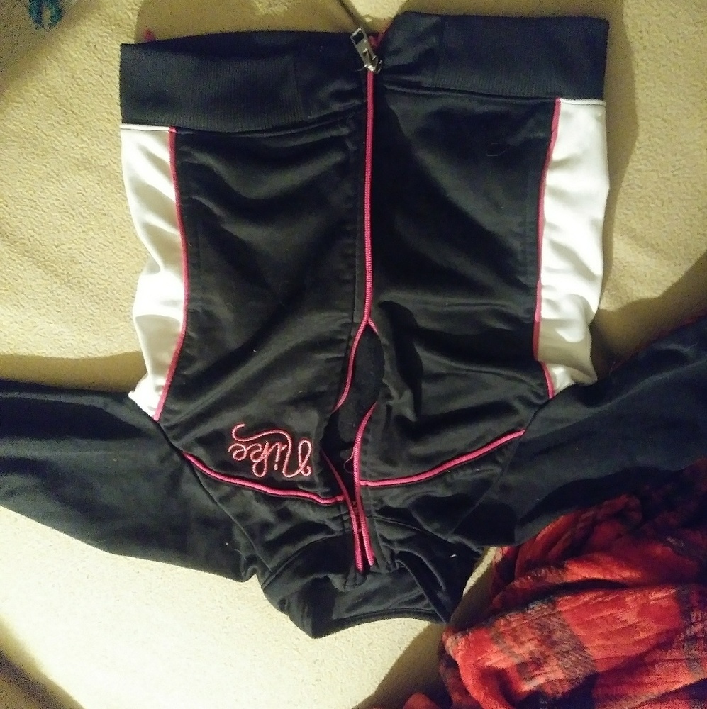 Girl size 6 nike jacket